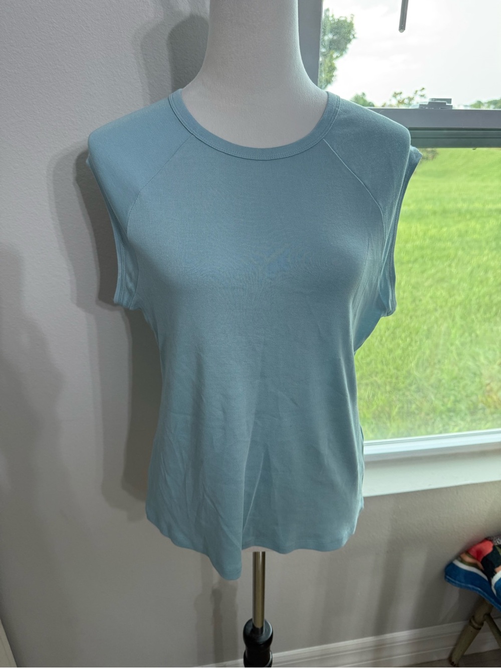Banana Republic Light Blue Crewneck Tank